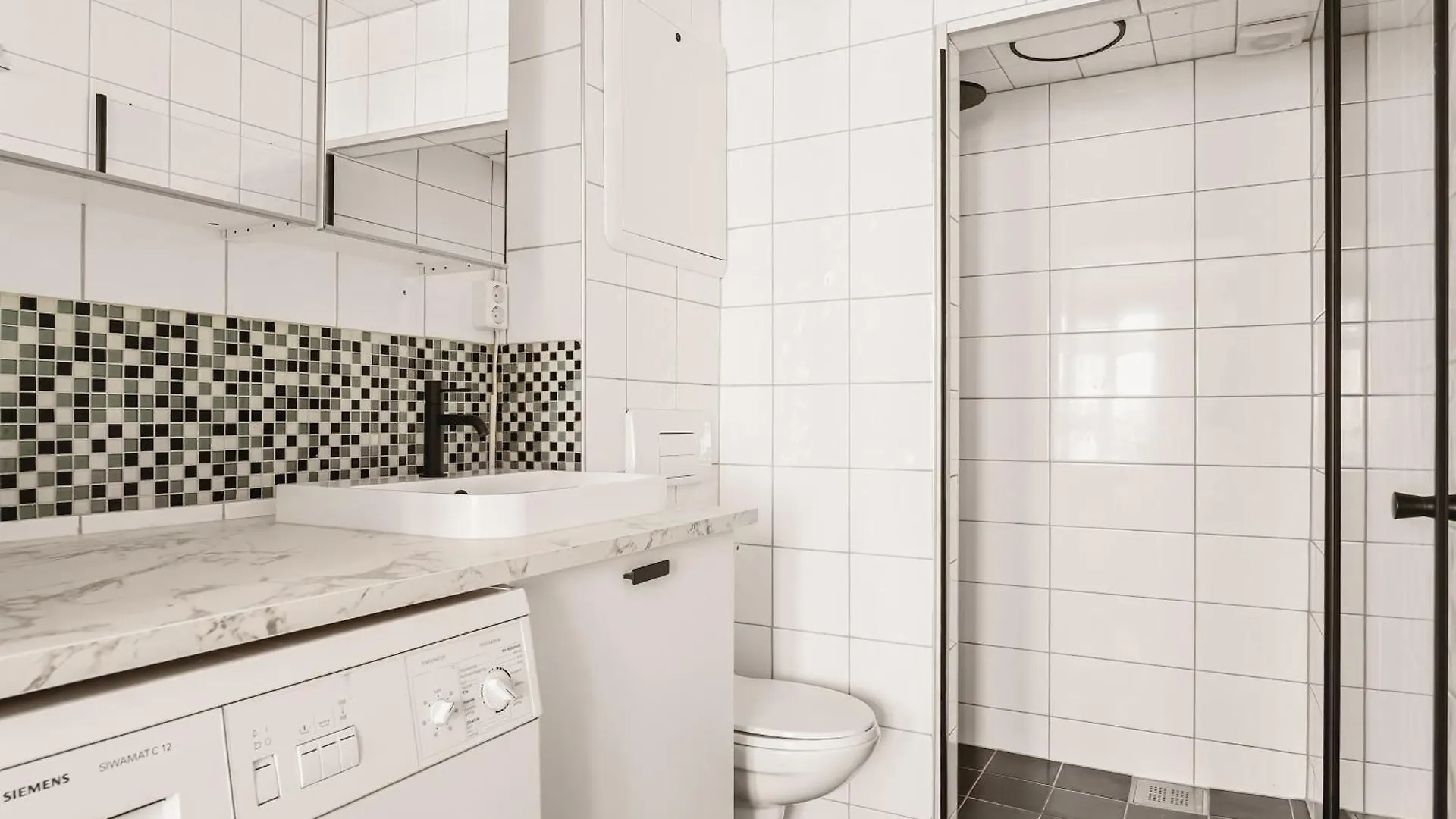 Dinbnb Apartments L Traditional Bergenhouse L 10Min To Bryggen L 24L7 Bergen